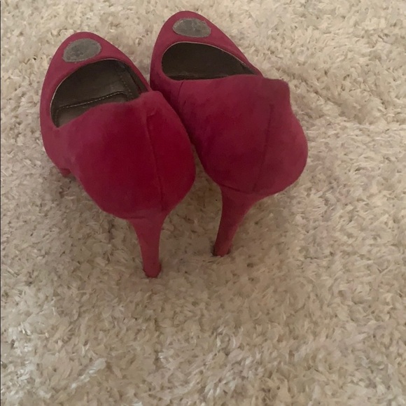 BCbG - Picture 3 of 5